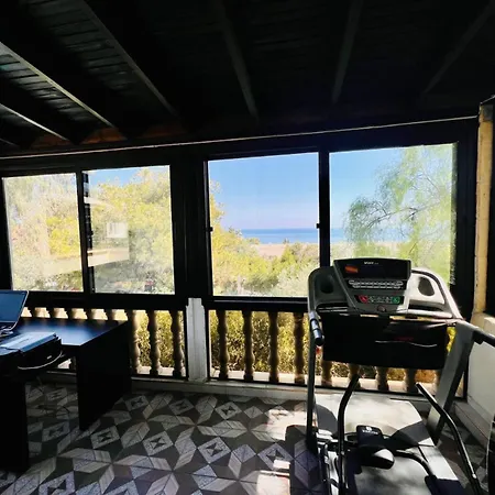 Villa Sunset By Holidaykeys Agios Georgios (Kyrenia)