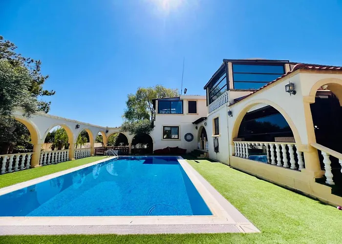 Sunset By Holidaykeys Villa