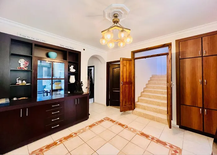 Villa Sunset By Holidaykeys *